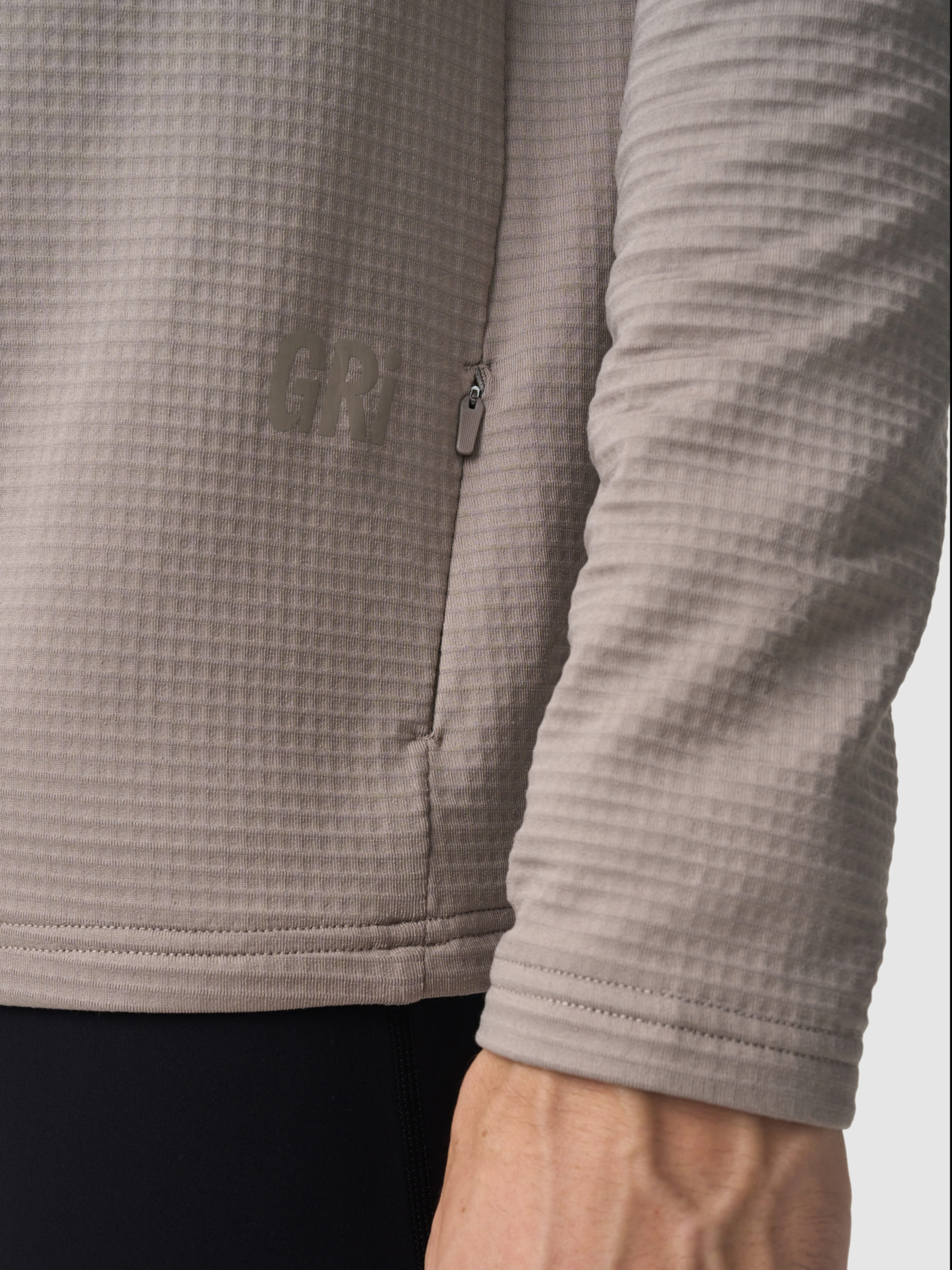 FW25-08M-CO_08.jpg